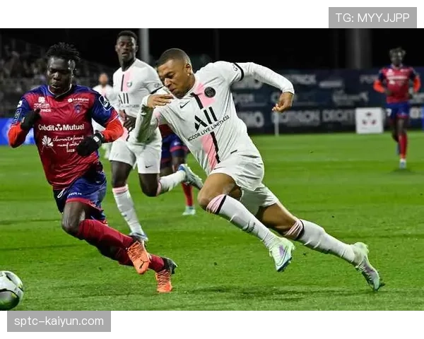 半场：姆巴佩点射破门，巴黎圣日耳曼暂2-0领先布雷斯特