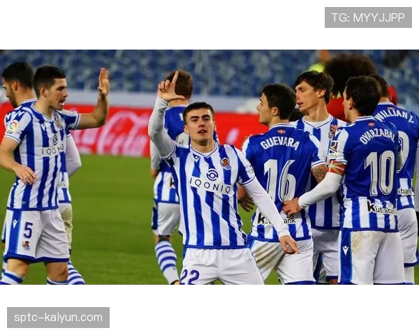 欧战席位关键战：贝蒂斯与皇家社会均公布阵容，伊斯科与久保建英的中场对决成焦点。